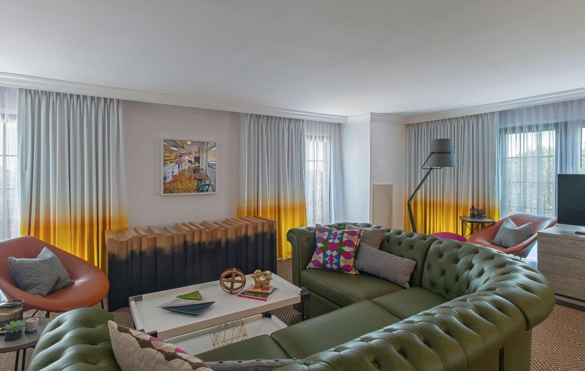 Doubletree By Hilton Austin Hotell Exteriör bild